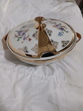 zuppiera in porcellana