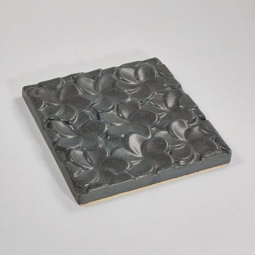 Piastrella ceramica fatta - , a