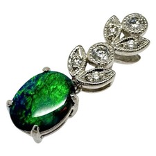Opale nero 0,73 ct diamante
