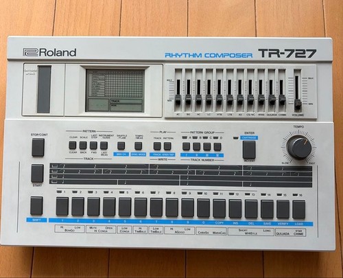 Roland 727 rhythm composer - tr-727,