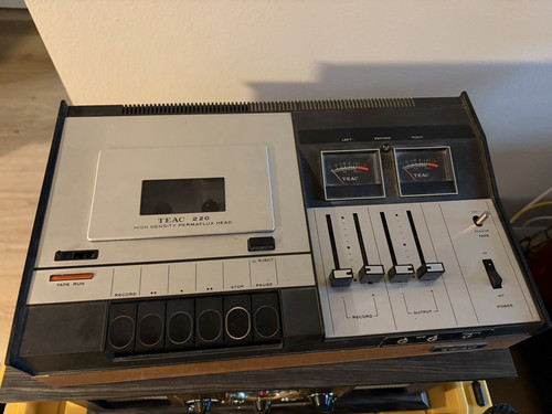 Teac 220 cassette deck - teac,