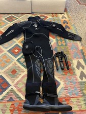Muta stagna in neoprene Scubapro Exodry 4mm da uomo usata pochissimo come nuova