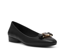Woman's Flats Anne Klein Cadey