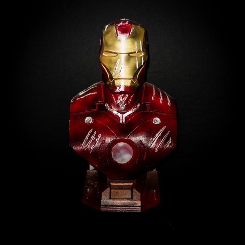 Statuetta mezzo busto - , iron