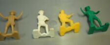 I 4 PARDS SOLDATINI IN PLASTICA TEX E KIT WILLER-KIT CARSON-TIGER JACK-RARI