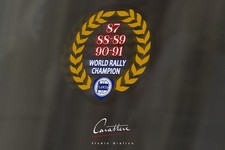 VETROFANIA SPECULARE LANCIA WORLD RALLY CHAMPION 1991 | SAGOMATO | 9,5x10,1 cm