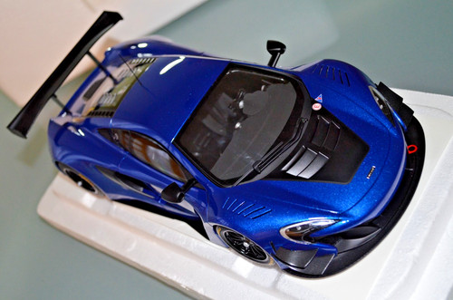 Autoart mclaren 650s gt3 - 1:18,