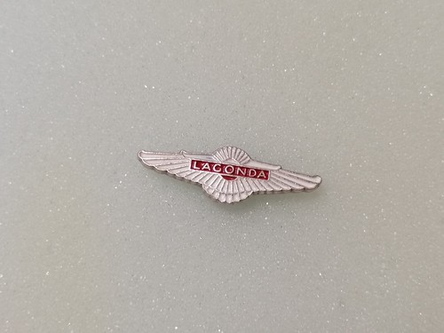 Badge pin spilla - spilla, distintivo