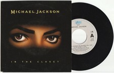 Michael Jackson IN THE CLOSET
