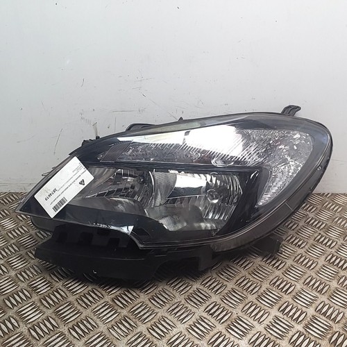 Faro proiettore anteriore