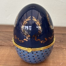 Porcelain Egg Comtesse Du