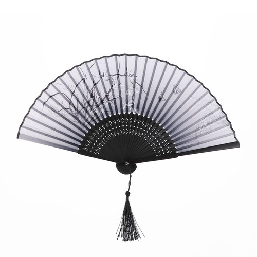 Fan pieghevole antico