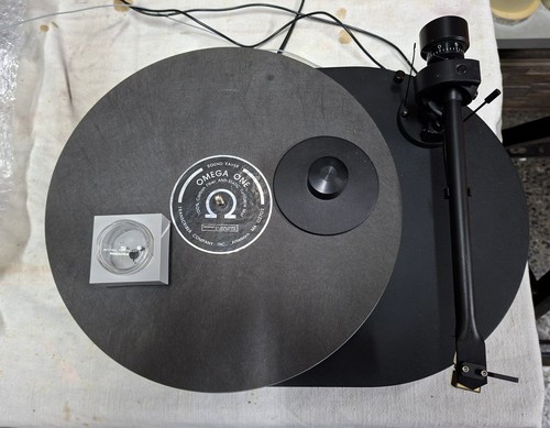 Pro ject rpm turntable with - turntable,