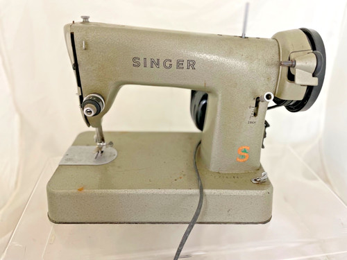 Vintage singer model - model, 286k