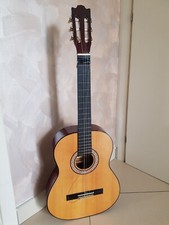 SOLO RITIRO A MANO Chitarra classica rotta per riciclo creativo