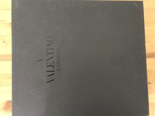 Scatola scarpe Valentino. 14,5