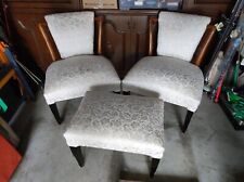 2 Poltrone e poggiapiedi da pettiniera o salotto vintage