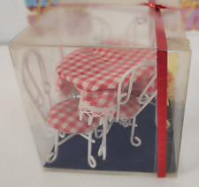 TAVOLO CON SEDIE CASA DELLE