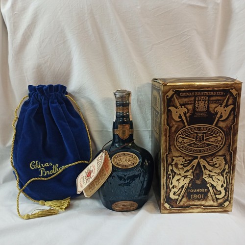 Royal salute scotch whisky - salute,