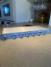 Furman HA-6A Amplificatore per