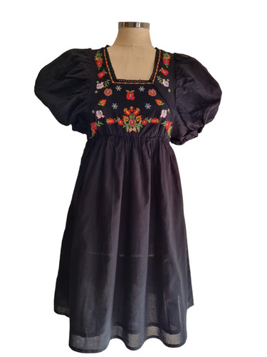 Abito boho nero ricamato 100%
