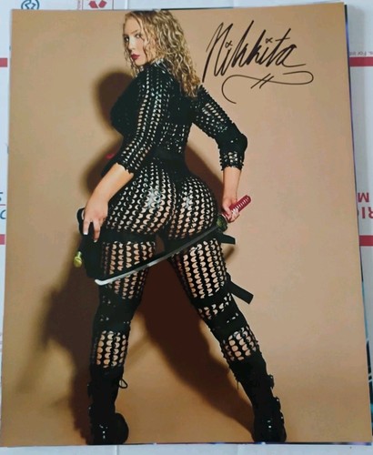 Nikkita lyons leonessa wwe - leonessa,