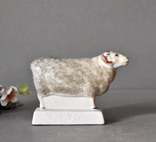 Statuina vintage ceramica ram - statuina,
