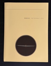 Un raro ritrovamento!  Kit pressa di fabbrica Ford Thunderbird Concept 2001