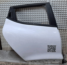 821008626R Porta post. DX