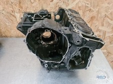 Blocco motore nudo con pistoni