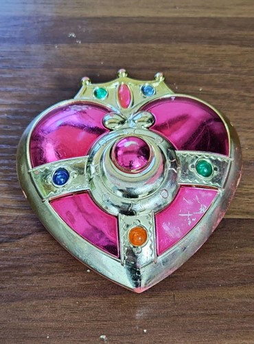 Cosmic heart compact - heart,