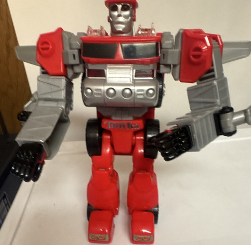 Modellino giocattolo robot