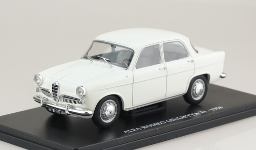 Modellino auto alfa romeo - alfa,