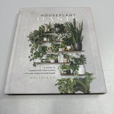 Houseplant Oasis : A Guide to