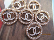 CHANEL 6 BOTTONI 24MM BIANCO