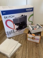 Macchina Ricamatrice Skitch PP1 di Brother + Bobine Filo  + Fogli Stabilizzatore