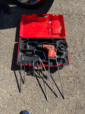 Hilti TE 15 con 8 punte