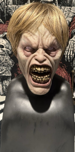 Immortal silicone mask - 3/4,