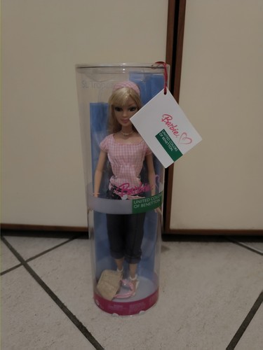 Bambola barbie benetton - bambola,