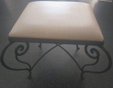 Sgabello In Ferro Battuto Artigianale