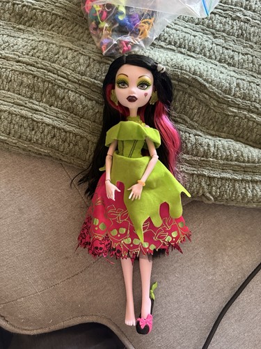 Monster high snow bite - snow,