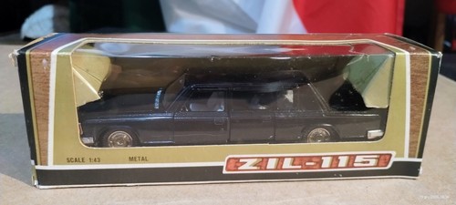 Limousine vintage zil - zil-115, urss