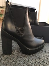 Scarpe donna stivaletto