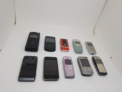 Lotto telefoni diversi - 10,