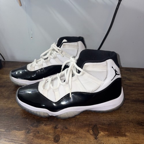 Taglia jordan 11 - taglia,