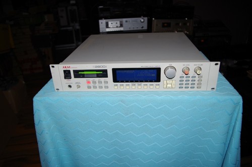 Akai s2800i - akai,