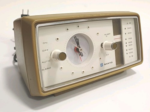 Vintage green sanyo model - green,