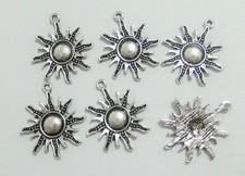 8pz ciondolo charm SOLE colore tibetano  27x23mm bijoux