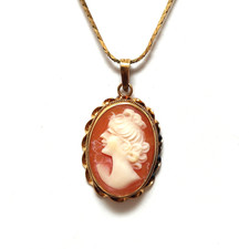 Collana catena serpente ciondolo oro giallo massiccio cammeo conchiglia 14 carati vintage 19"