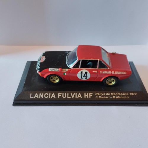 Voiture miniature lancia - miniature,